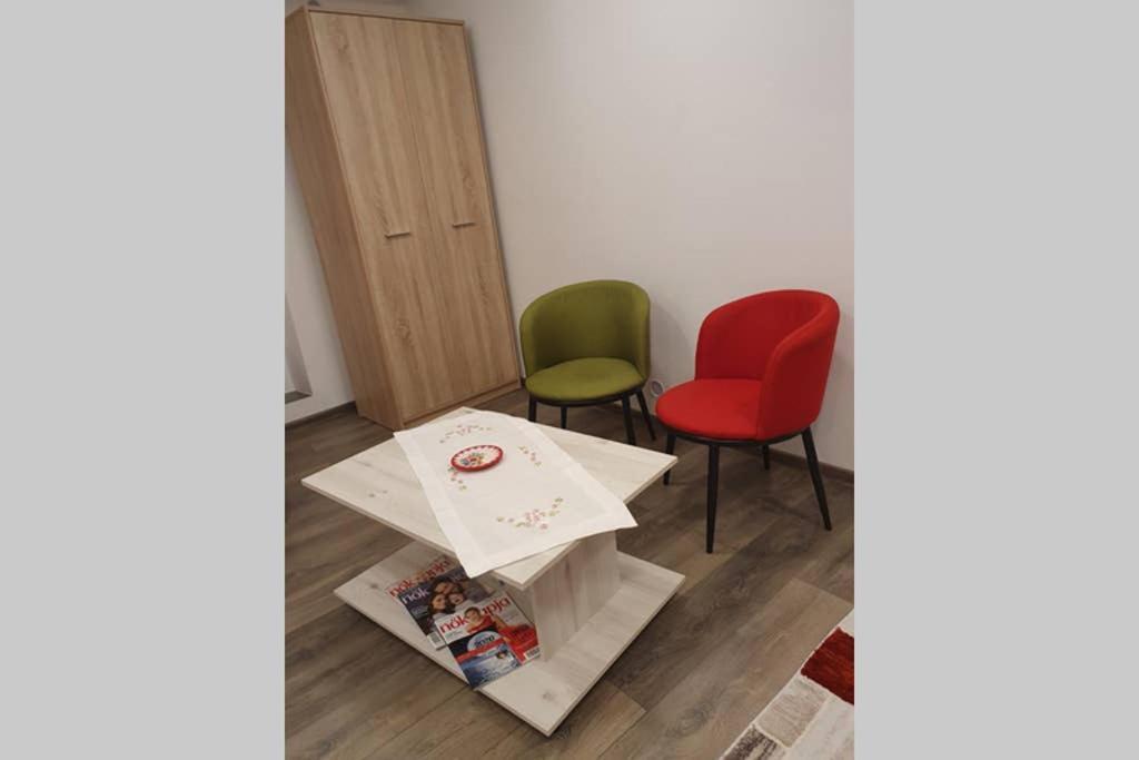 Zsizelle Rezidence Apartment Brasov Bagian luar foto