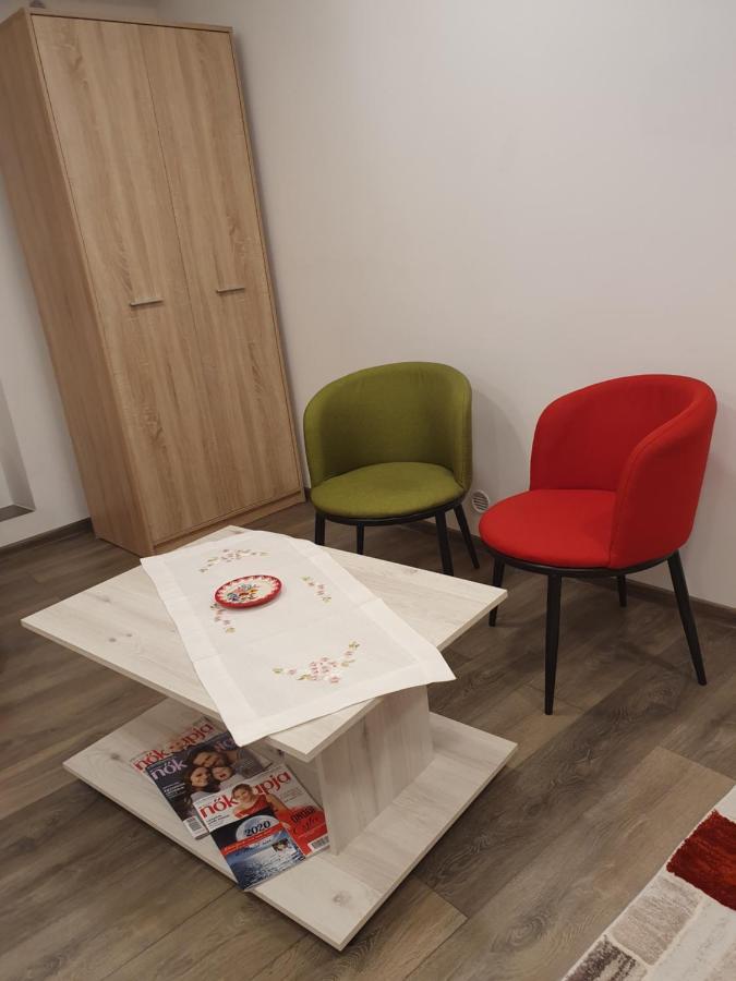 Zsizelle Rezidence Apartment Brasov Bagian luar foto